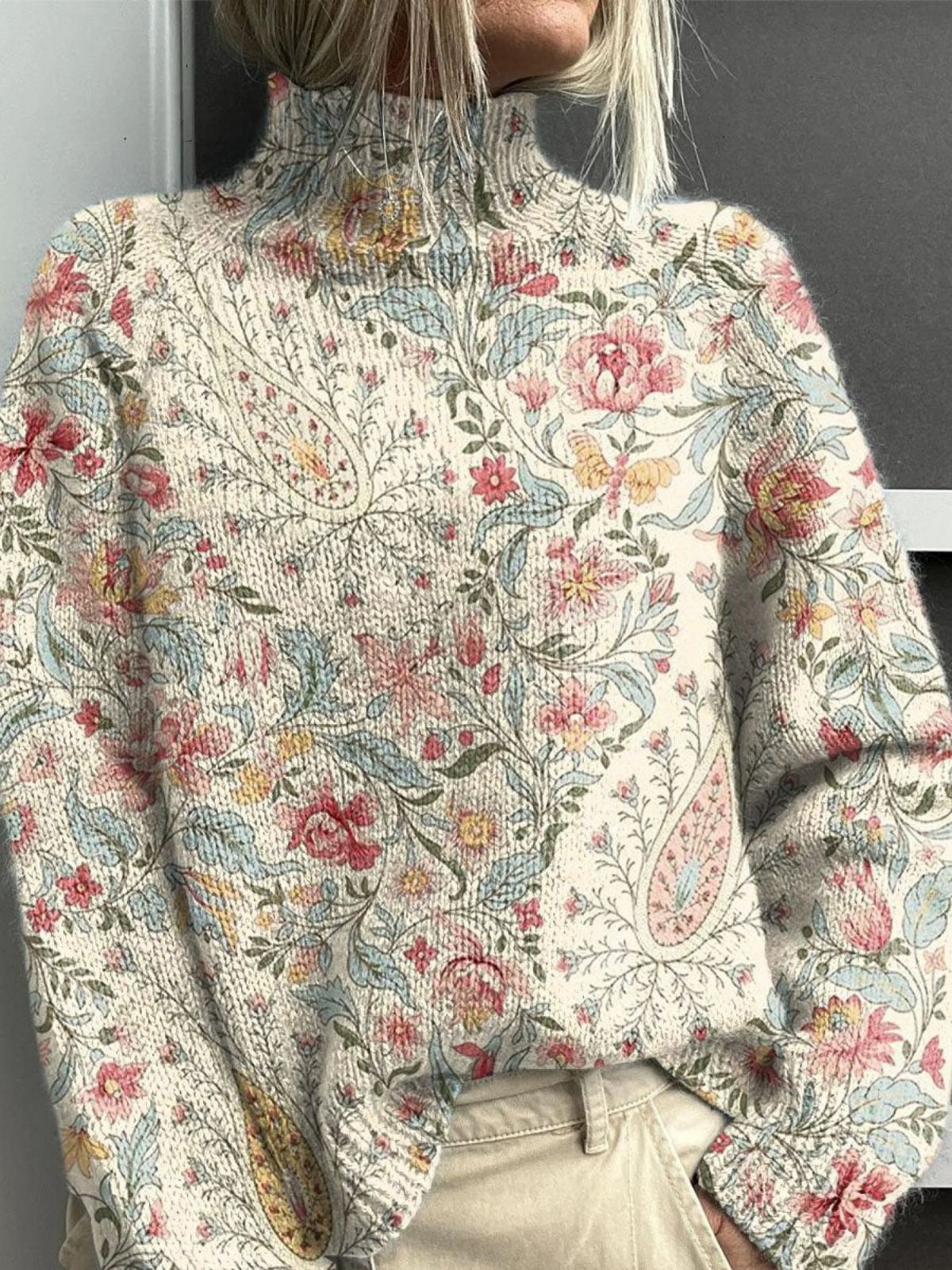 Rafaela® | Sweter vintage z golfem w kwiatowy wzór paisley